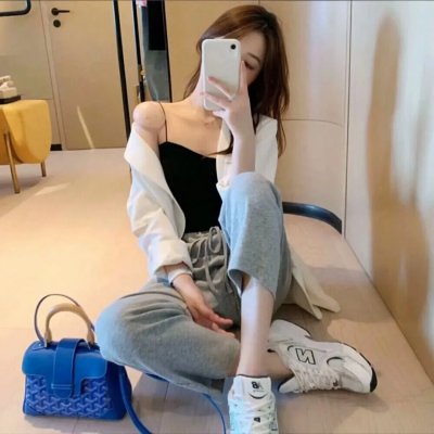 背带短裤丧尸来袭